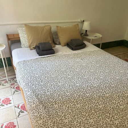 ולנסיה Habitacion Con Bano Privado 1 Cama De Matrimonio מראה חיצוני תמונה