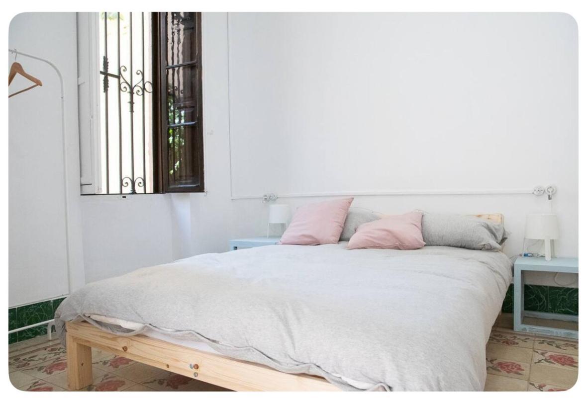 ולנסיה Habitacion Con Bano Privado 1 Cama De Matrimonio מראה חיצוני תמונה